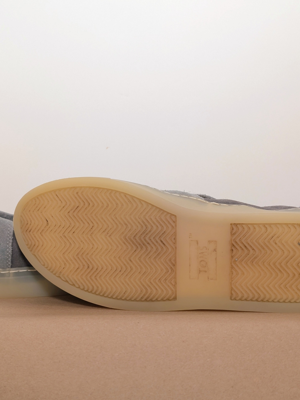 Tom's Gray Suede Lomas - Picture 3 of 4